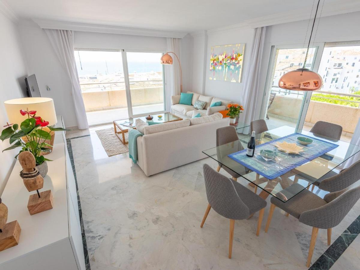 Apartment Vacation I Puerto Banus Sea Front, View, 24-7 Security, Pool Marbella
