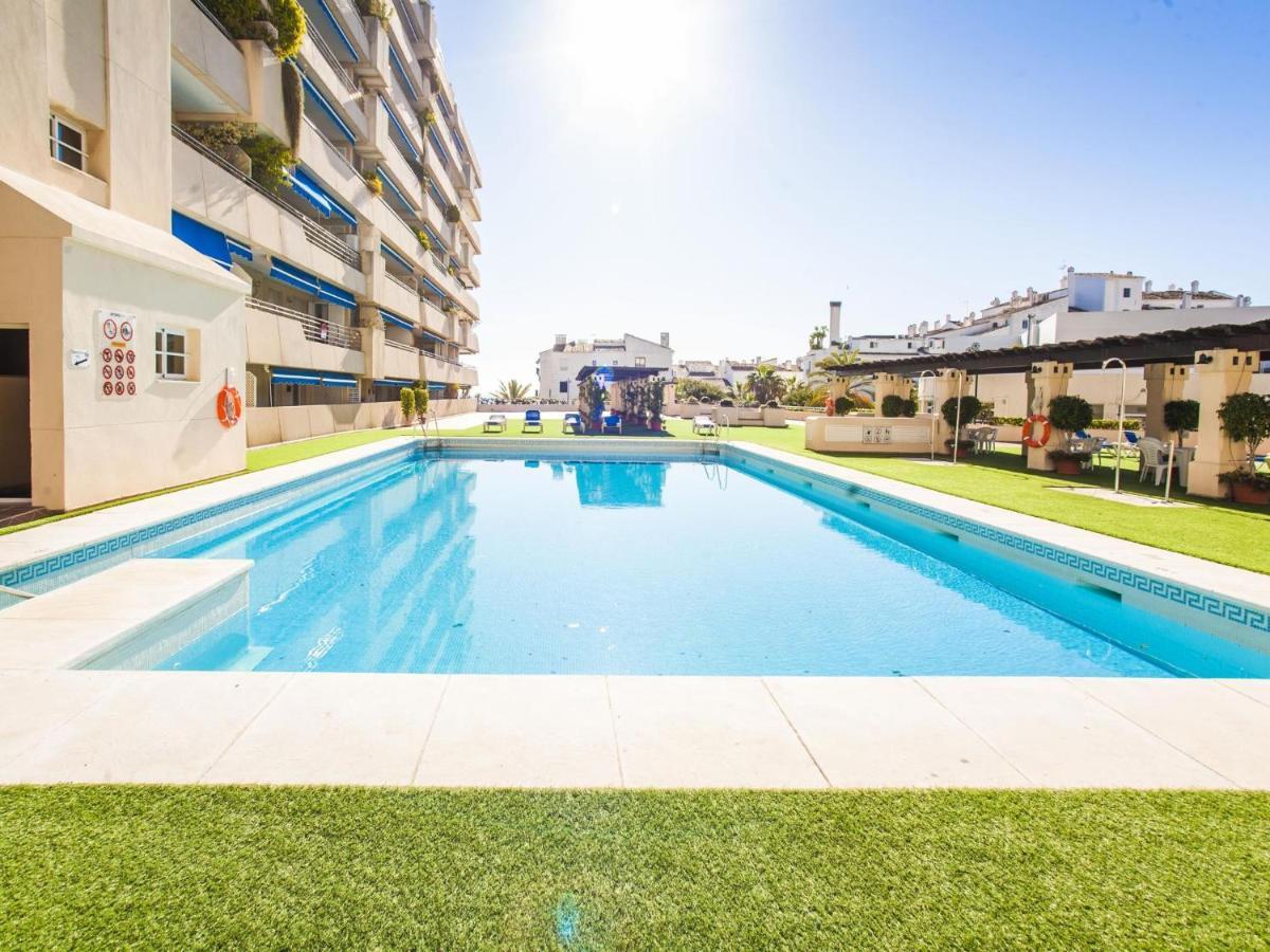 Vacation I Puerto Banus Sea Front, View, 24-7 Security, Pool * Marbella