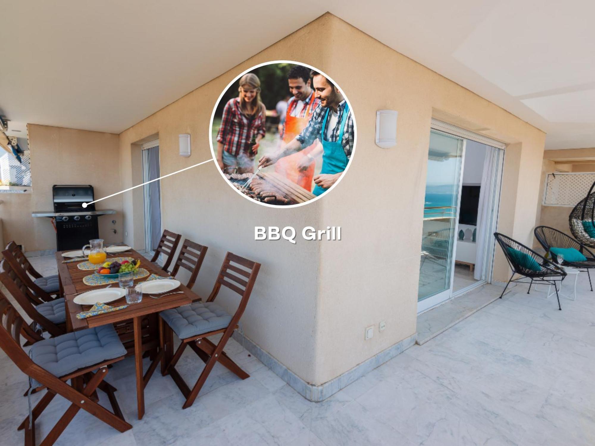 Vacation I Puerto Banus Sea Front, View, 24-7 Security, Pool Apartment